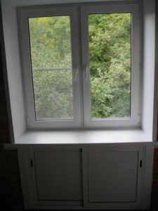 Пластиковые окна в кухню. Ремонт пластиковых окон, ремонт окон, москитные сетки